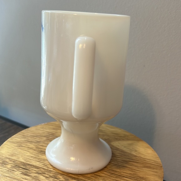 Vintage Walt Disney World souvenir milk glass mug - Picture 5 of 16